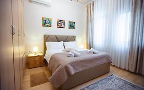 Tirana Center Apartment - Zogu I Boulevard